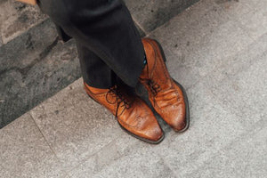 Prevent your leather shoes from getting damaged when you sweat